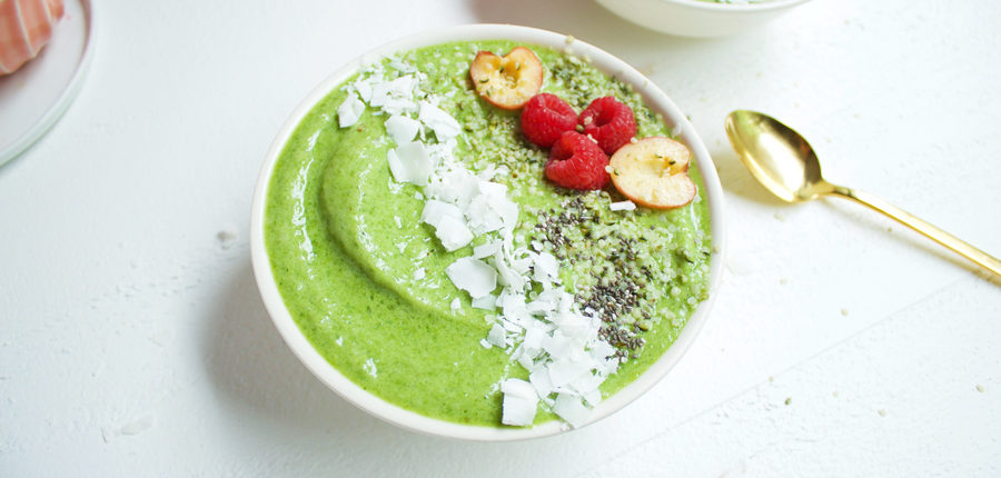 How to Guide: Kale Banana Smoothie Bowl